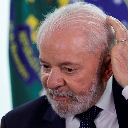 Brasil acorda para o estelionato eleitoral: desaprovação a Lula explode e escancara fracasso do governo