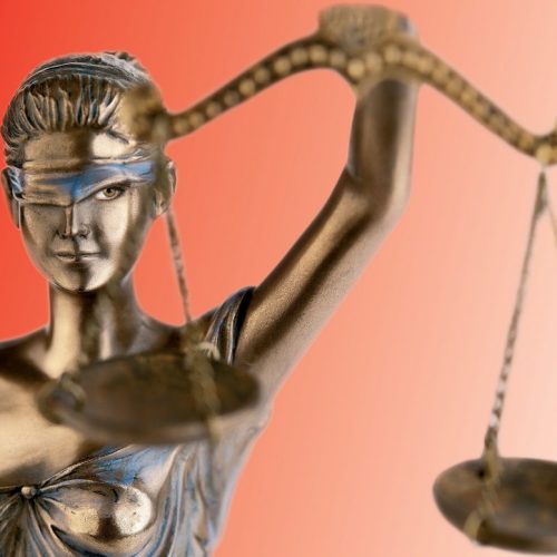 1º DIA DE INTERROGATÓRIOS: A FARSA DO JULGAMENTO