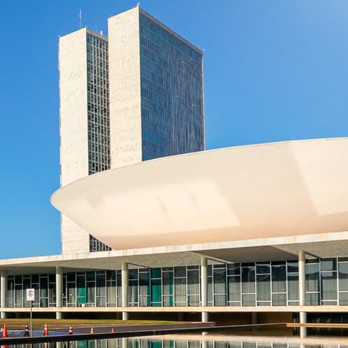 Ampliação de deputados federais terá efeito cascata em Goiás: aumento de uma cadeira estadual e custo extra de R$ 9 milhões por legislatura